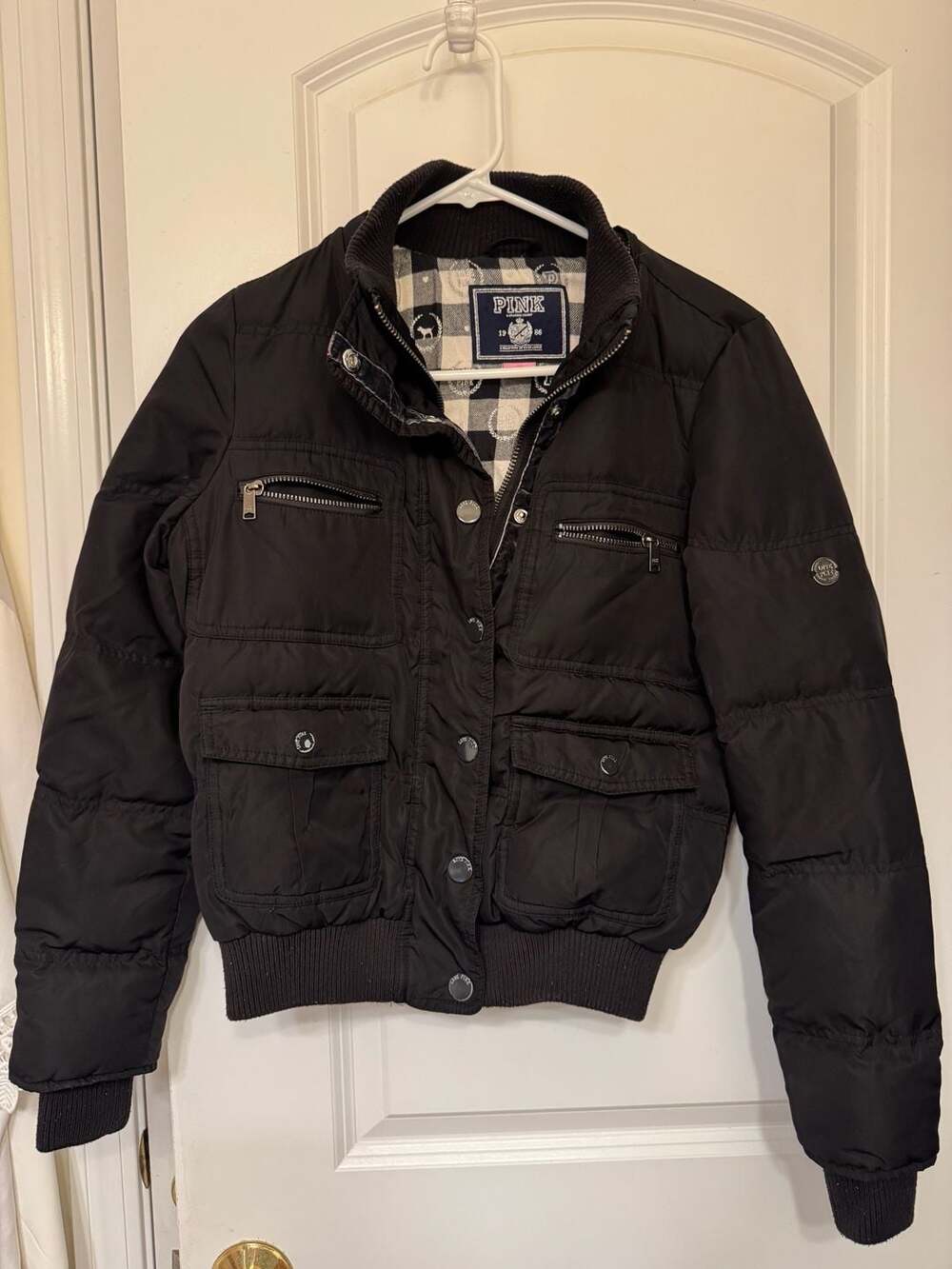 PINK Victoria's Secret Black Puffer Jacket Size S-P Plaid Lined